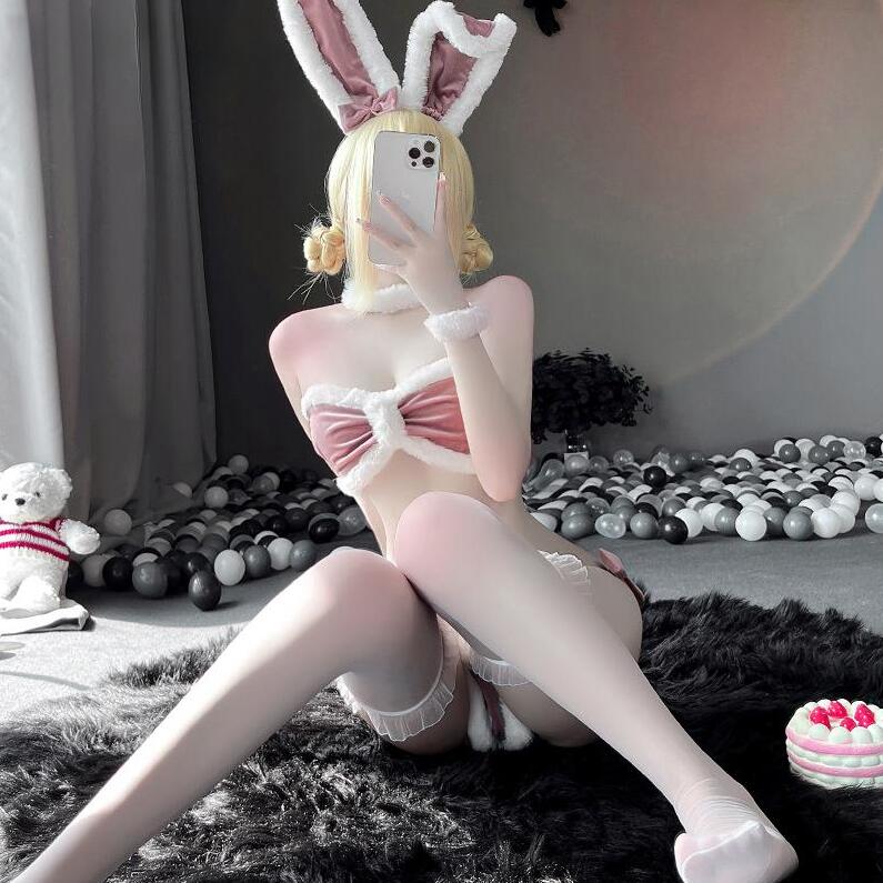 Sweetheart Plush Bunny Girl DO418