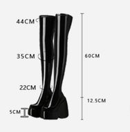 Patent leather platform boots DO323