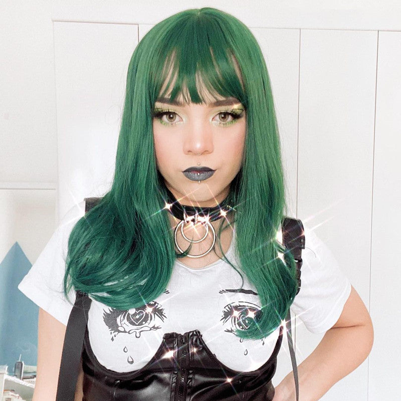 Review from Harajuku Lolita Dark Green Medium Long Wig DB5024