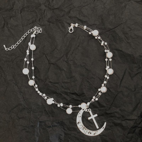 Pearl Moon Bow Necklace DB7364