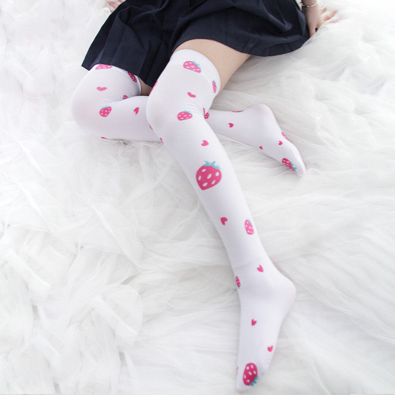 Strawberry printed knee socks DB4499