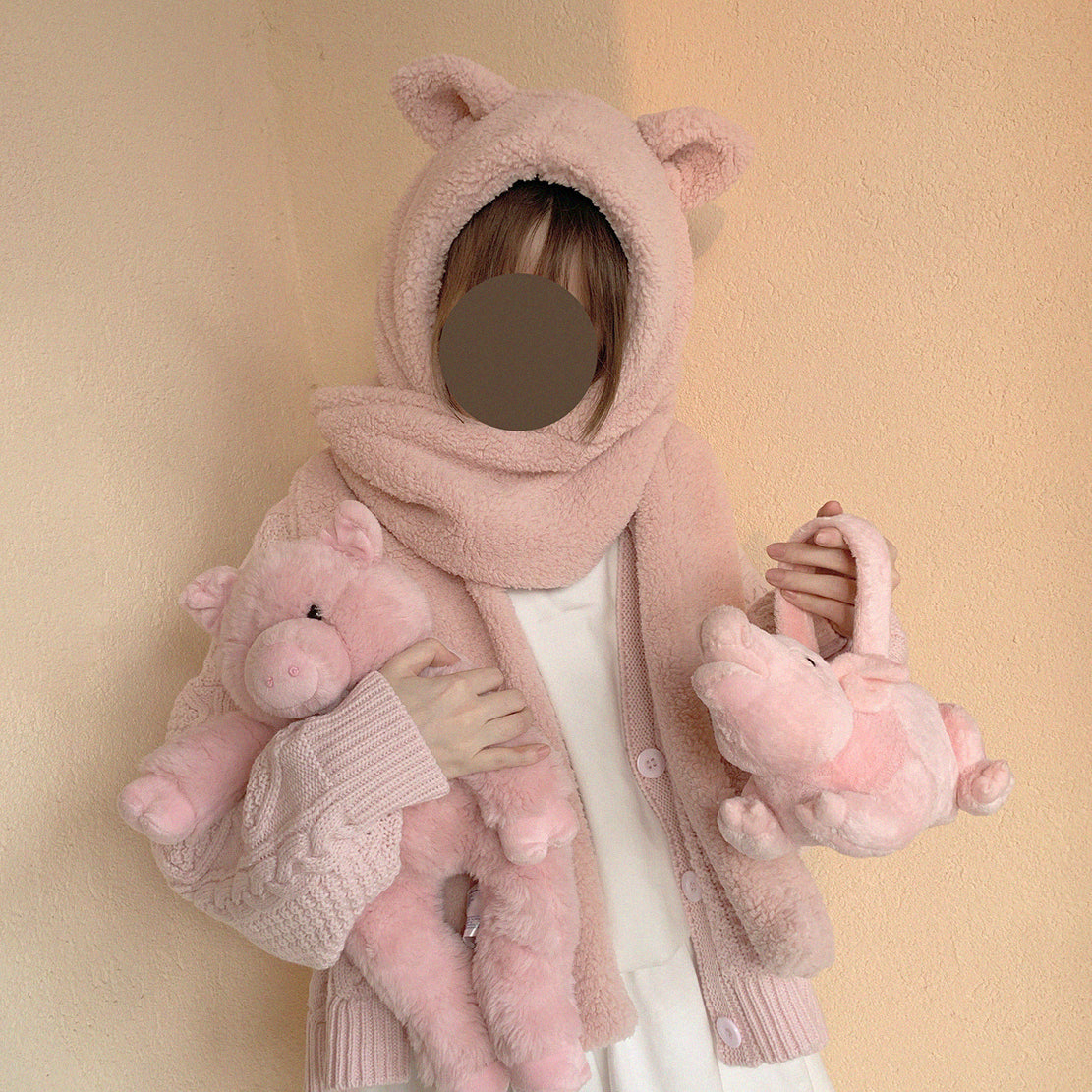 Cute pink piggy scarf DB6423