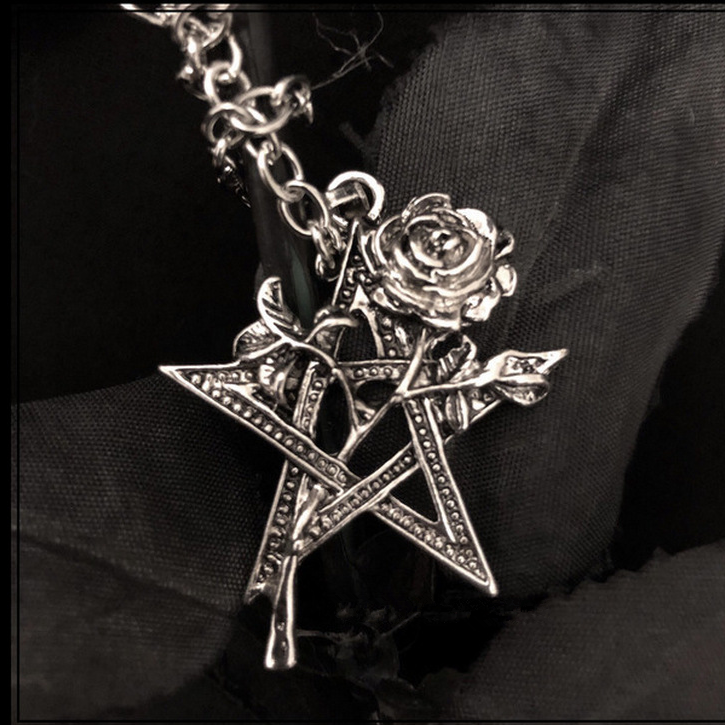 Pentagram Rose Necklace DB3096