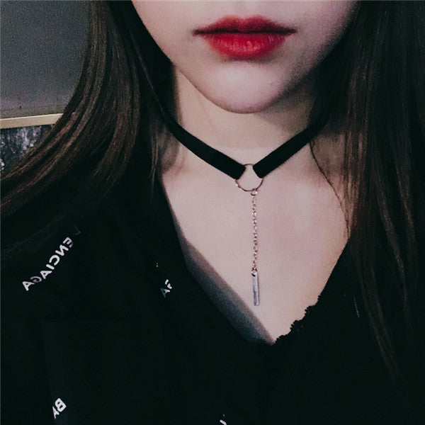 Sexy dark pendant necklace DB4956