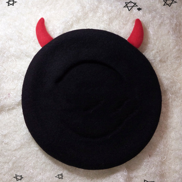 Little devil beret DB5997